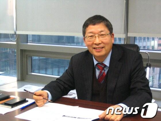 본문 이미지 - 김경호 서울시 복지건강실장이 민영뉴스통신사 뉴스1코리아와 인터뷰를 갖고 있다.© News1 이준규 기자  