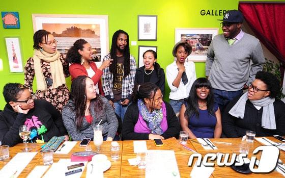 본문 이미지 - 국내 거주하는 외국인 모임인 BSSK(Brothas & Sistas of South Korea) 회원들이 한 자리에 모였다. © News1 송원영 기자