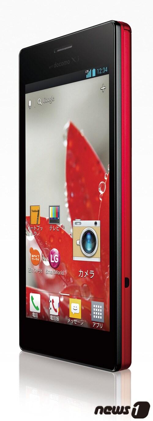 본문 이미지 - 일본에 출시되는 '옵티머스 G'.(사진=LG전자)© News1  