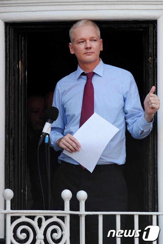 본문 이미지 - 줄리안 어산지.© AFP=News1