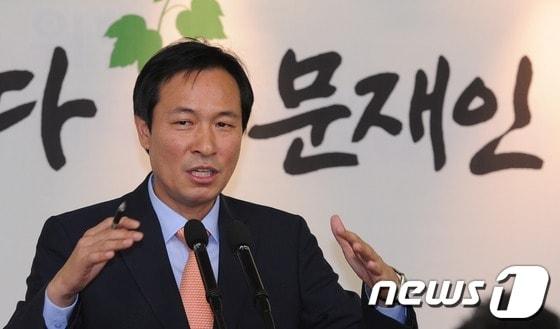 본문 이미지 - 우상호 민주통합당 의원.  © News1   송원영 기자