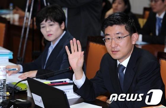본문 이미지 - 김세연 새누리당 신임 제1사무부총장. 2012.10.5/뉴스1 © News1 박철중 기자