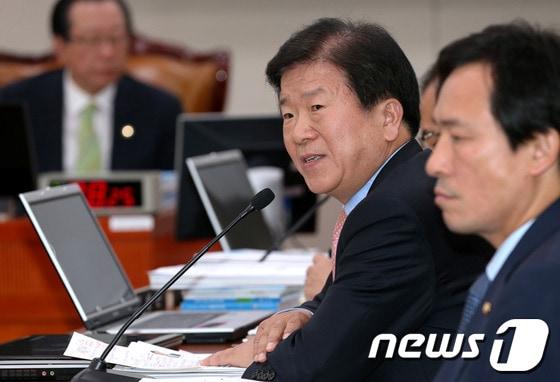 본문 이미지 - 민주통합당 박병석 의원 뉴스1 © News1 박정호 기자