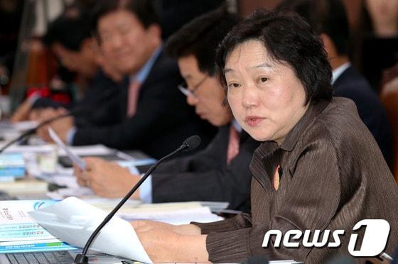 본문 이미지 - 인재근 민주당 의원. 2012.10.08/뉴스1 © News1   박정호 기자