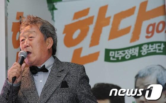 본문 이미지 - 배우 명계남씨. 2012.11.11/뉴스1 © News1   김용빈 기자