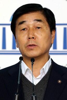 본문 이미지 - 장윤석 새누리당 의원.2012.11.15/뉴스1 © News1 이광호 기자