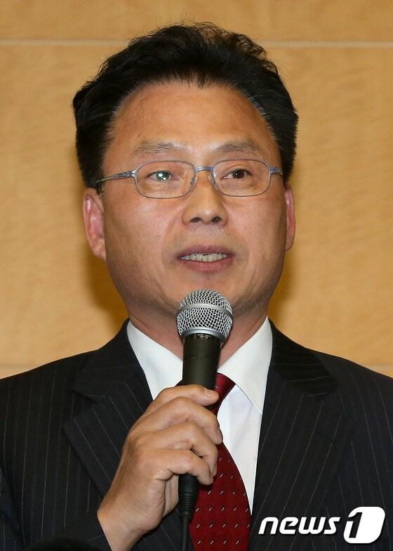 본문 이미지 - [자료] 문재인 캠프 박광온 대변인 © News1 양동욱 기자