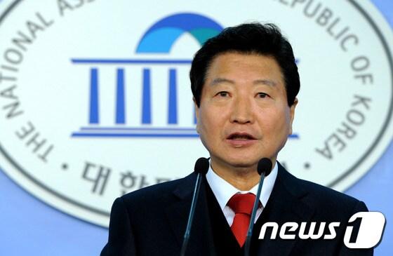 본문 이미지 - 안상수 전 한나라당 대표. &#40;자료사진&#41; © News1 