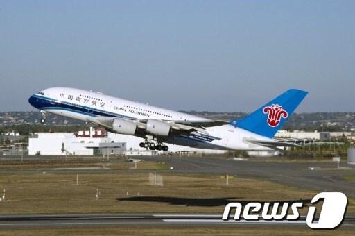 본문 이미지 - 중국 남방항공 여객기.(자료사진) ⓒ AFP=News1