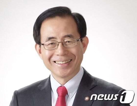 본문 이미지 - 민주통합당 김성곤 의원. © News1 박중재 기자