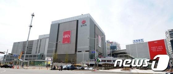 본문 이미지 - 신세계백화점 의정부점 전경.(사진=신세계백화점 제공)© News1 