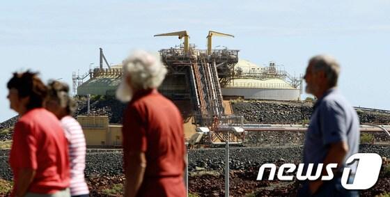 본문 이미지 - 우드사이드사의 LNG 저장고.© AFP=News1  