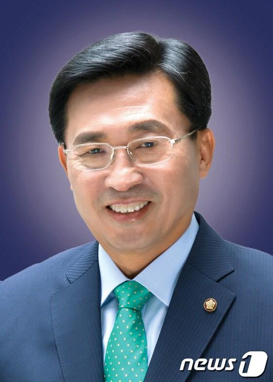 본문 이미지 - 고창부안 민주통합당 김춘진 후보© News1 