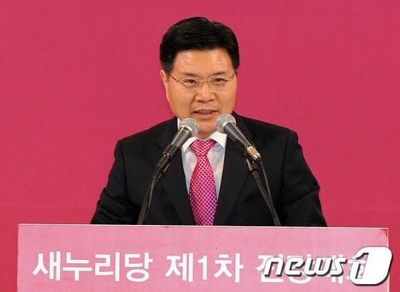 본문 이미지 - 홍문종 새누리당 신임 사무총장. © News1 