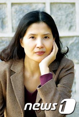 본문 이미지 - 최영미 시인./뉴스1 DB