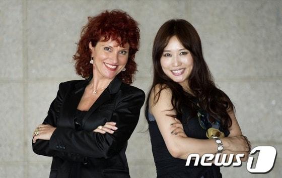 본문 이미지 - 오페라 토스카의 프란체스카 파타네와 한예진이 21일 예술의전당에서 민영통신사 뉴스1과 인터뷰를 갖고 있다. © News1 박지혜 기자