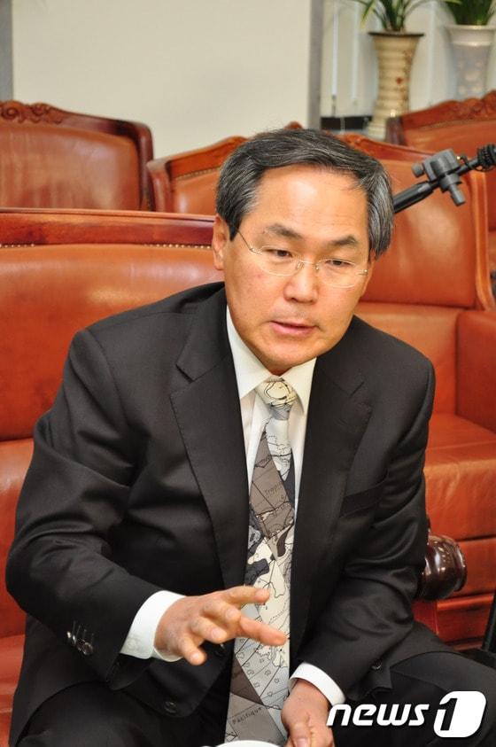 본문 이미지 - 우윤근 민주통합당 의원(자료사진) © News1 고영봉 기자