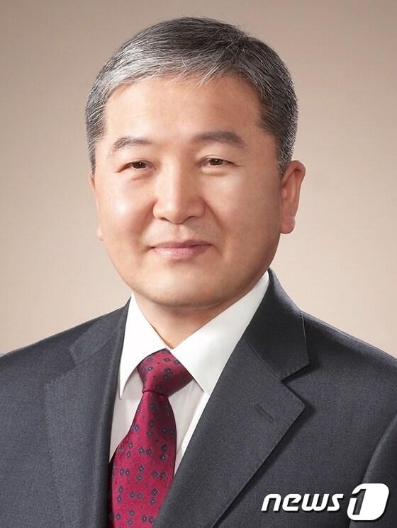 본문 이미지 - 전남대 제19대 총장후보자 1순위로 결정된 박창수 교수. © News1 