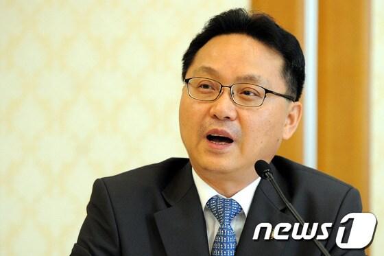 본문 이미지 -                                                                                                           탈북자 출신의 새누리당 조명철 의원.    2012.6.15/뉴스1 © News1 이광호 기자