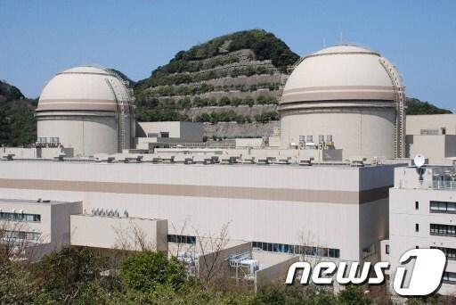 본문 이미지 - 다음달부터 재가동에 들어갈 일본 후쿠이현 오이 원전 © AFP=News1  