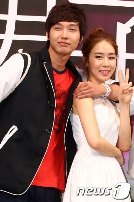 본문 이미지 - 2년 열애 끝에 결별한 배우 지현우(왼쪽), 유인나 © News1