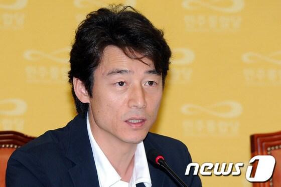 본문 이미지 - 송호창 민주통합당 의원 © News1 이광호 기자