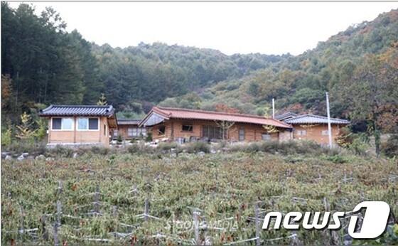 본문 이미지 - p '고드미 서당'이 개설된 청원군 고드 미 문화체험 마을. © News1 /p