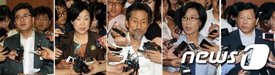 본문 이미지 - 통합진보당 박원석 전 원내대변인, 심상정 전 원내대표, 강기갑 대표, 김제남 의원, 강동원 의원이 27일 서울 여의도 국회의사당 정론관에서 각각 이석기 김재연 의원 제명안 부결에 대한 기자회견을 하고 있다. 2012.7.27/뉴스1 © News1 이종덕 기자