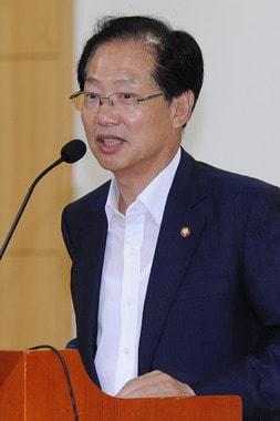 본문 이미지 - 민주당 오제세 의원 © News1   송원영 기자