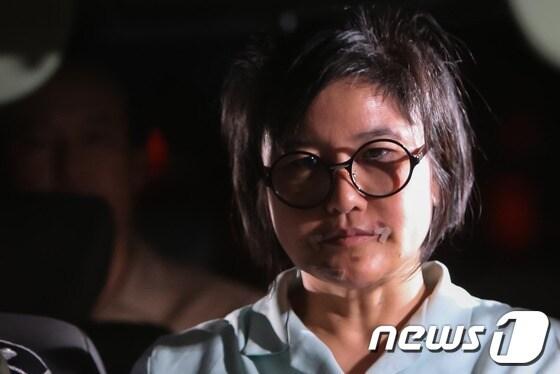 본문 이미지 - 공직선거법 위반등 혐의로 실형을 선고받은 양경숙 라디오21 전 대표(57)/뉴스1