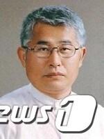 본문 이미지 - 송진한 전남대 사범대학장© News1 