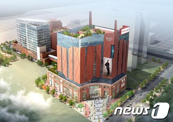 본문 이미지 - 홍성렬 마리오아울렛 회장이 마리오아울렛 3관 오픈 관련 간담회에 참석, 마리오아울렛의 비전을 밝히고 있다.© News1   