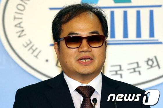 본문 이미지 - 민주당 최동익 의원./뉴스1© News1 이광호 기자