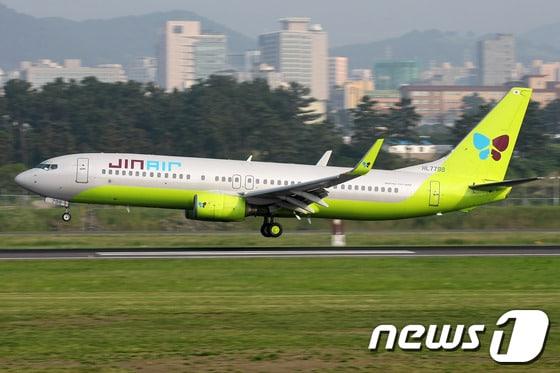 본문 이미지 - 진에어 항공기(사진제공=진에어)© News1