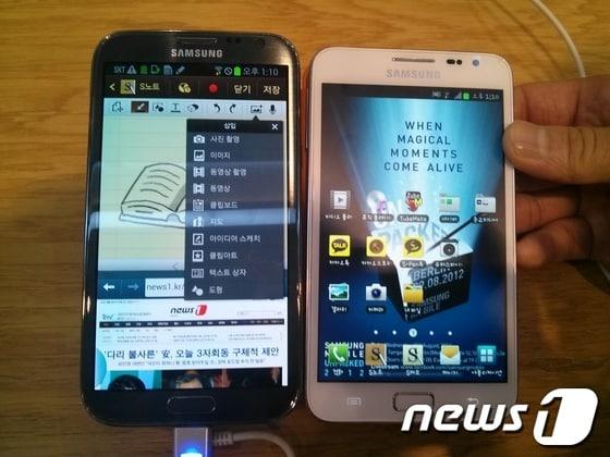 본문 이미지 - 갤럭시 노트2(좌)와 전작인 갤럭시 노트 비교 사진.© News1   서송희 기자