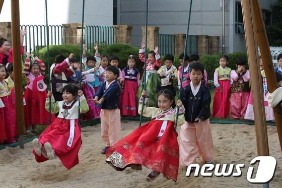본문 이미지 - 사진제공=경남정보대© News1 