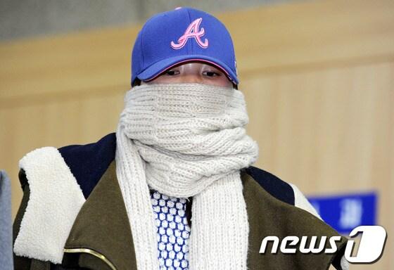 본문 이미지 - 국정원 여직원 김모씨가 지난 25일 3차조사를 마친 후 서울 수서경찰서를 나서고 있다. © News1 박세연 기자