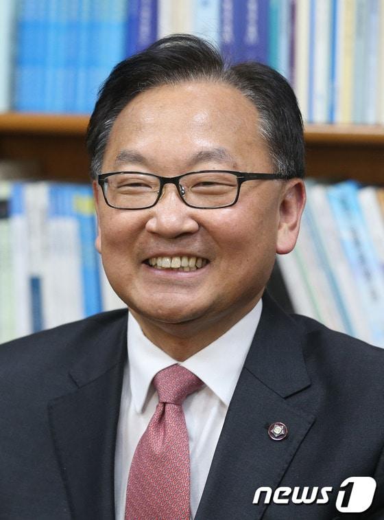 본문 이미지 - 유일호 새누리당 대변인 © News1 양동욱 기자