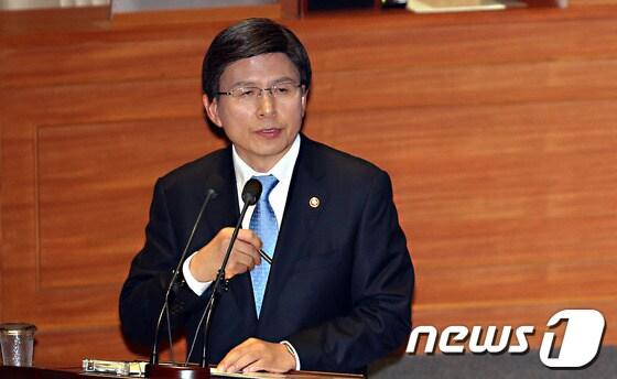 본문 이미지 - 황교안 법무부 장관. /뉴스1 © News1 허경 기자