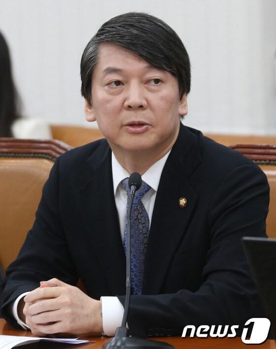 본문 이미지 - 안철수 무소속 의원. 2013.10.15/뉴스1 © News1   송원영 기자