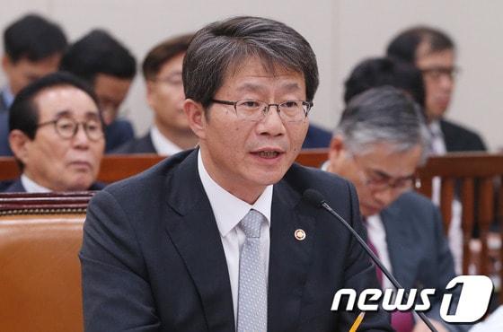 본문 이미지 - 류길재 통일부 장관 2013.10.15/뉴스1 © News1 송원영 기자