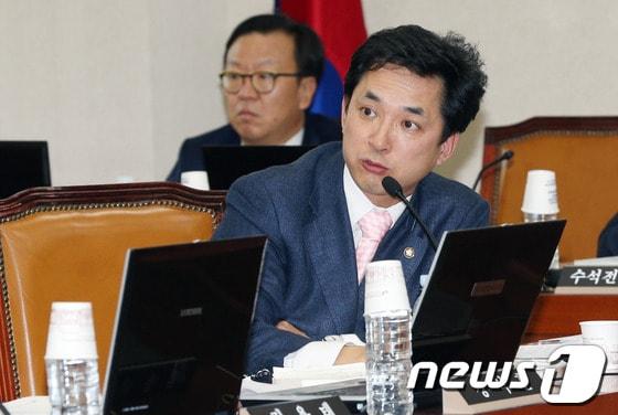 본문 이미지 - 박민식 새누리당 의원. 2013.10.17/뉴스1 © News1   오대일 기자