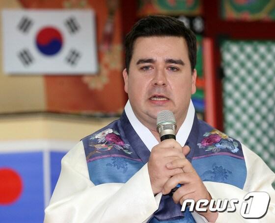 본문 이미지 - 방송인 샘 해밍턴. © News1   