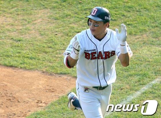 본문 이미지 - 두산 이종욱. © News1   한재호 기자