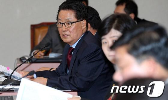 본문 이미지 - 박지원 민주당 의원. © News1 허경 기자