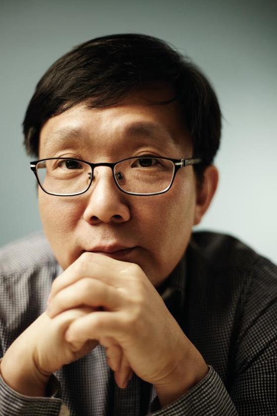 본문 이미지 - 김두식 경북대 법학전문대학원 교수.(사진=김두식 교수 페이스북)