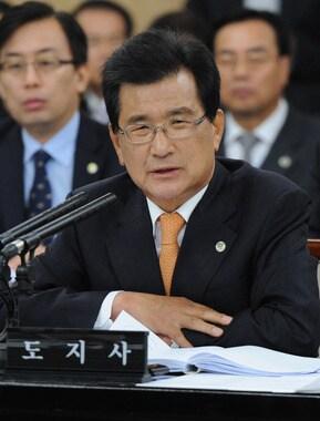 본문 이미지 - 이시종 충북도지사. © News1   김용빈 기자