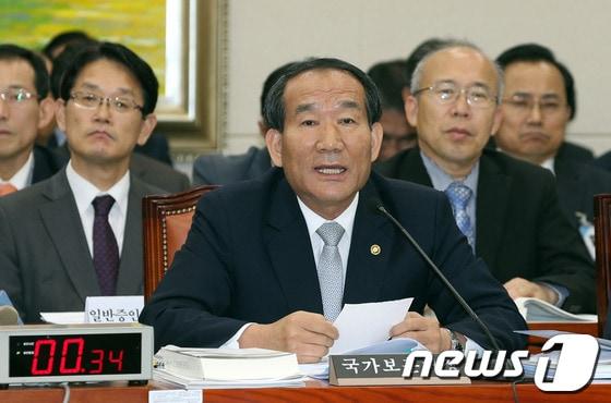 본문 이미지 - 박승춘 국가보훈처장. 2013.10.28/뉴스1 © News1 허경 기자