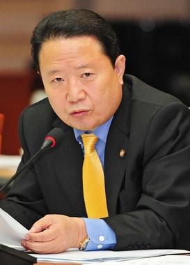 본문 이미지 - 유대운 새정치민주연합 의원. 2013.10.29/뉴스1 © News1 김영진 기자