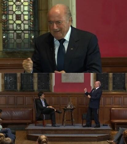 본문 이미지 - 문제가 된 제프 블래터 FIFA 회장의 옥스포드 대학 강연 모습&#40;유투브 영상 캡처&#41;. © News1